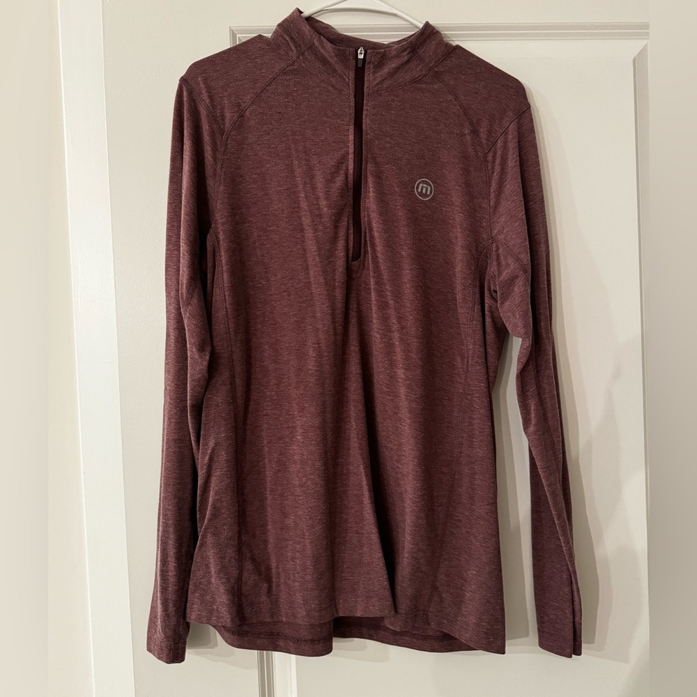 Men’s size M Travis Mathew quarter-zip pullover